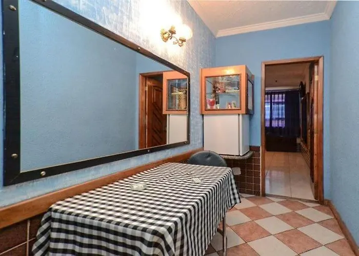 Shelton Hotel (Adults Only)