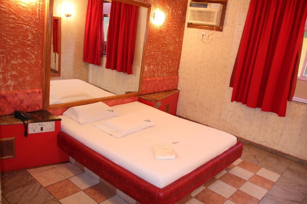 Hotel del amor Shelton (adults Only)
